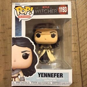 Funko Pop! Yennefer Black and Cream Figure